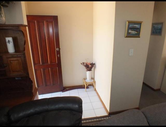 4 BEDROOM HOUSE FOR SALE IN WELWAY PARK EAST